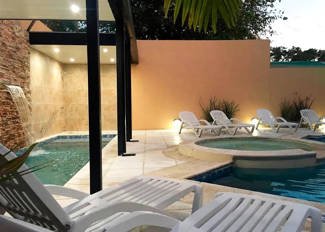 Altos Coloniales, cabañas en Colón