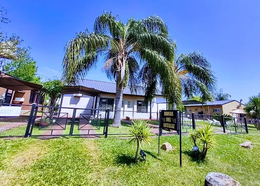 Brisas del Artalaz, bungalows en Colón