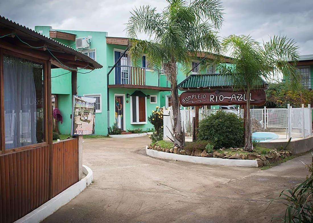 Río Azul, bungalows en Colón