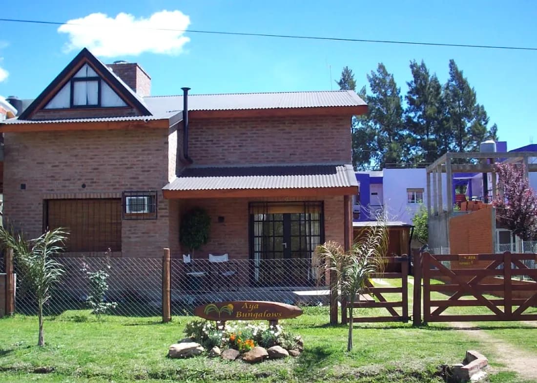 Aya Bungalows, bungalows en Colón