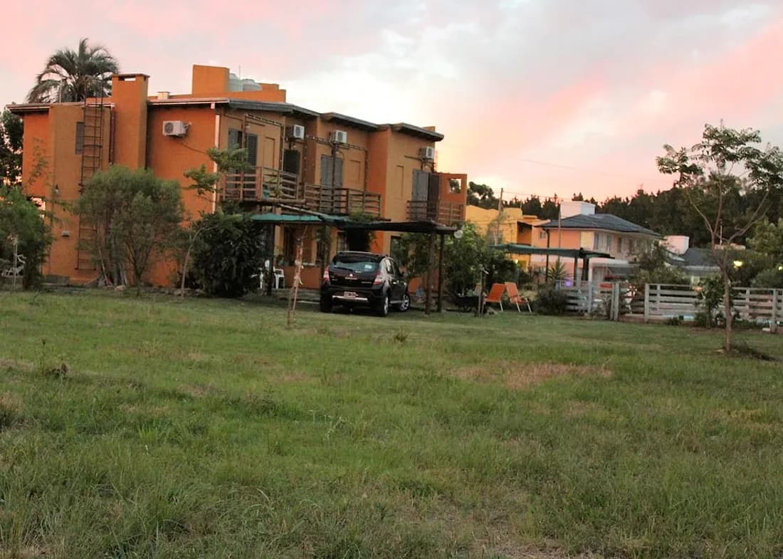 Yataí Casas, departamentos en Colón